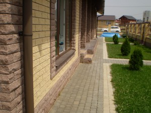 PB170090